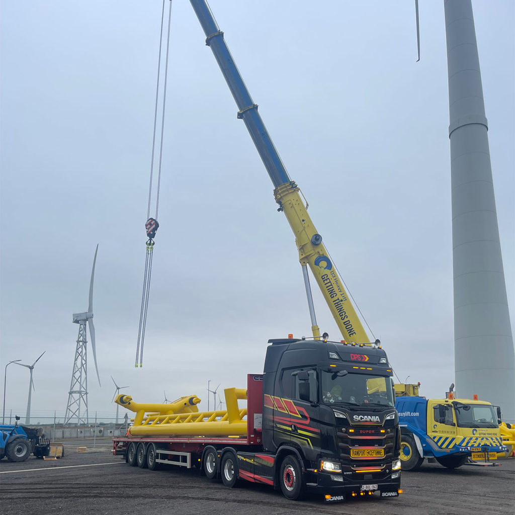 Bouwkraan naar de Eemshaven